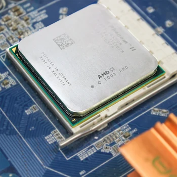 AMD Phenom II X4 945 Procesor Quad-Core 3.0 GHz, 6MB L3 Cache, Socket AM2+/AM3 2