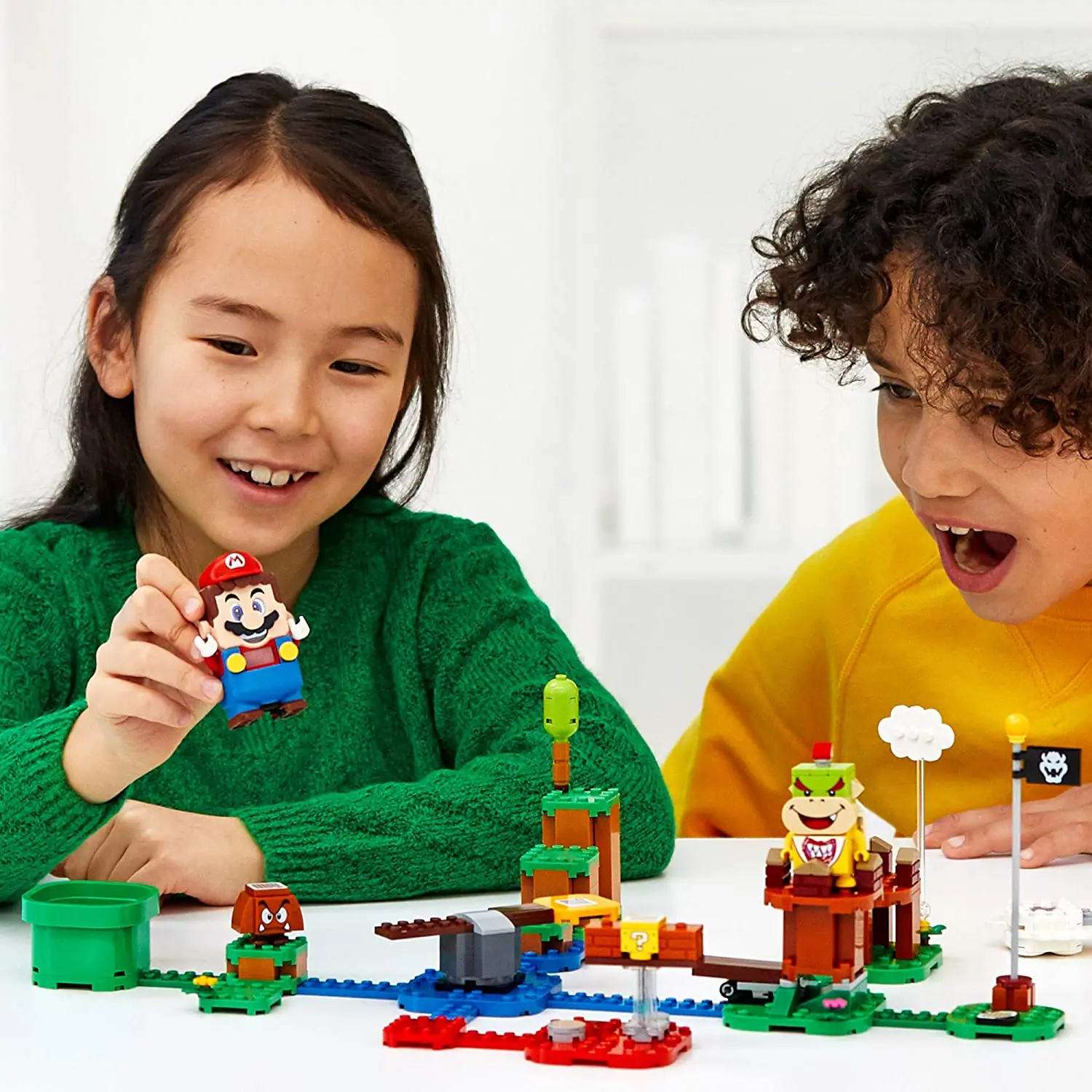 LEGO Super Mario Aventuri cu Mario Starter Curs 71360 Kit de Construcție, Set Interactiv Cu Mario, Bowser Jr. (231pcs) 0
