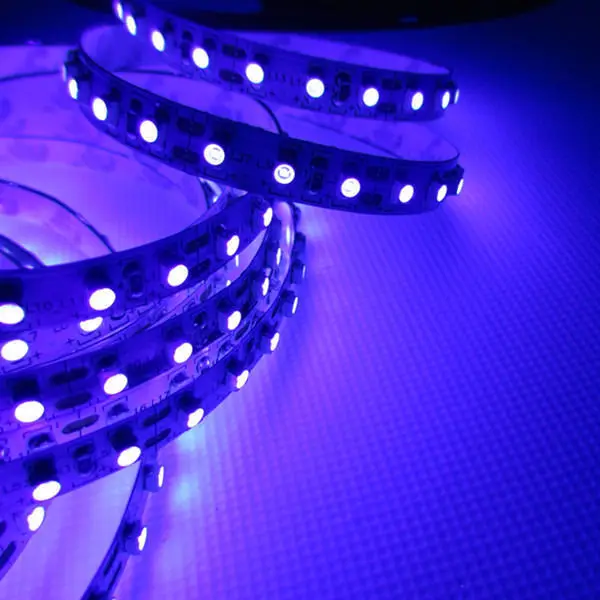 16.4 ft 5M UV Ultraviolete benzi cu led-uri 395nm 3528 SMD Violet 600 LED Flex Banda de Lumina Non Warterproof 12V 3